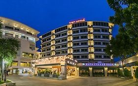โรงแรมรายา แกรนด์